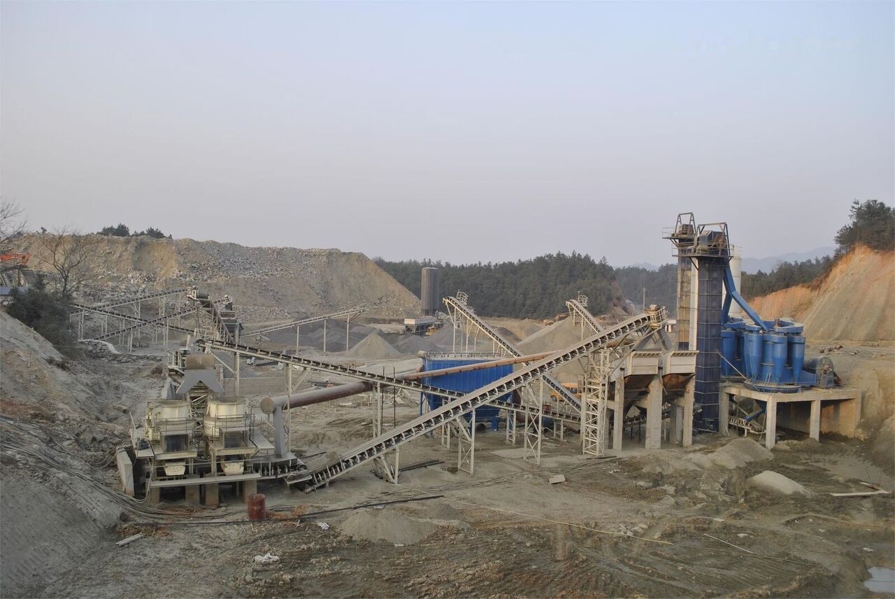 Kinglink 250TPH Granite/Basalt/Riverstone Crushing Plant - Crusher: picture 1 Kinglink 250TPH Granite/Basalt/Riverstone Crushing Plant - Crusher: picture 1