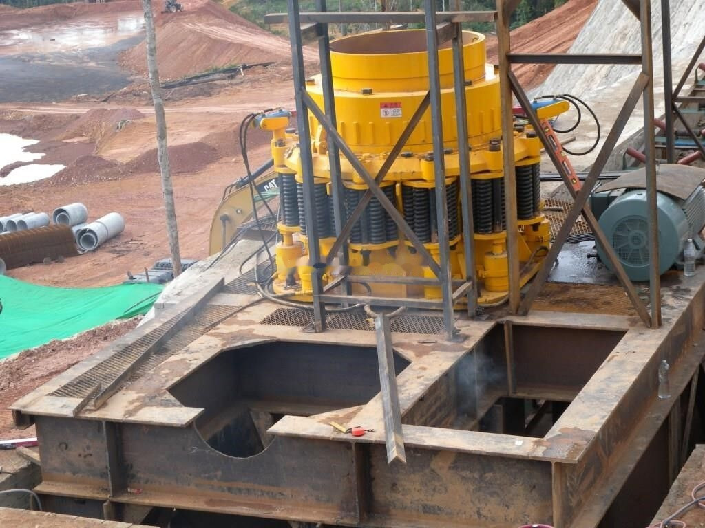 Kinglink Hematite Iron Ore Cone Crusher KLC1300 - Cone crusher: picture 4 Kinglink Hematite Iron Ore Cone Crusher KLC1300 - Cone crusher: picture 4