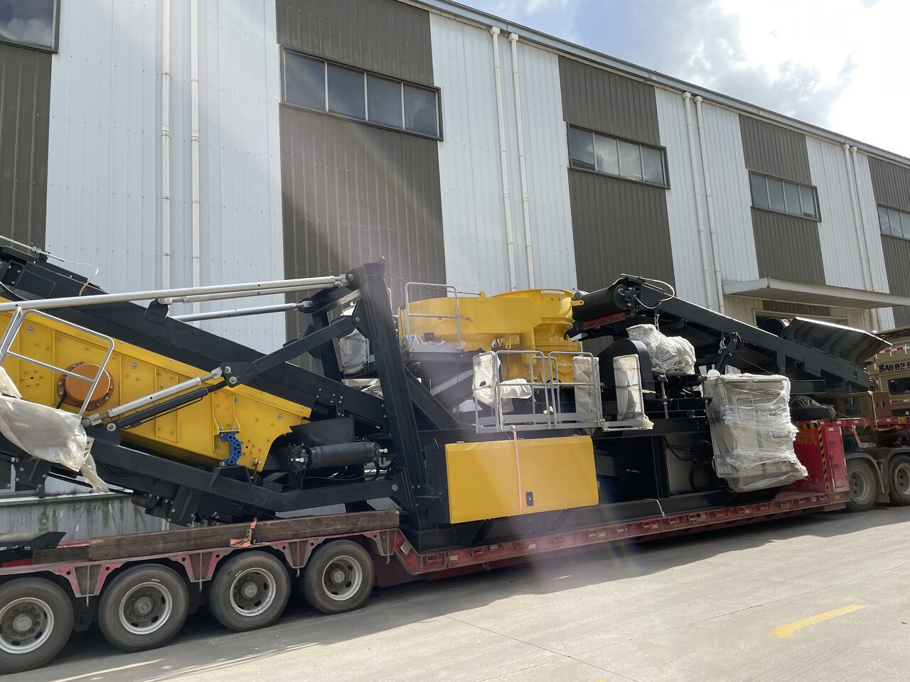 Kinglink Modular Skid Mounted CH430 Cone Crusher Plant - Cone crusher: picture 3 Kinglink Modular Skid Mounted CH430 Cone Crusher Plant - Cone crusher: picture 3