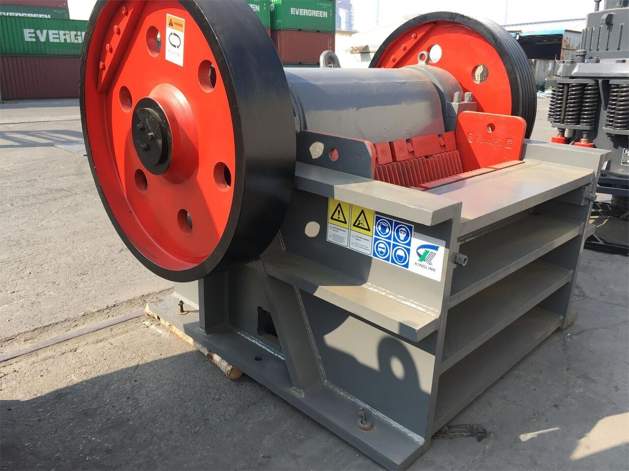 Kinglink PEX300X1300 Secondary Fine Jaw Crusher | 100TPH - Jaw crusher: picture 3 Kinglink PEX300X1300 Secondary Fine Jaw Crusher | 100TPH - Jaw crusher: picture 3