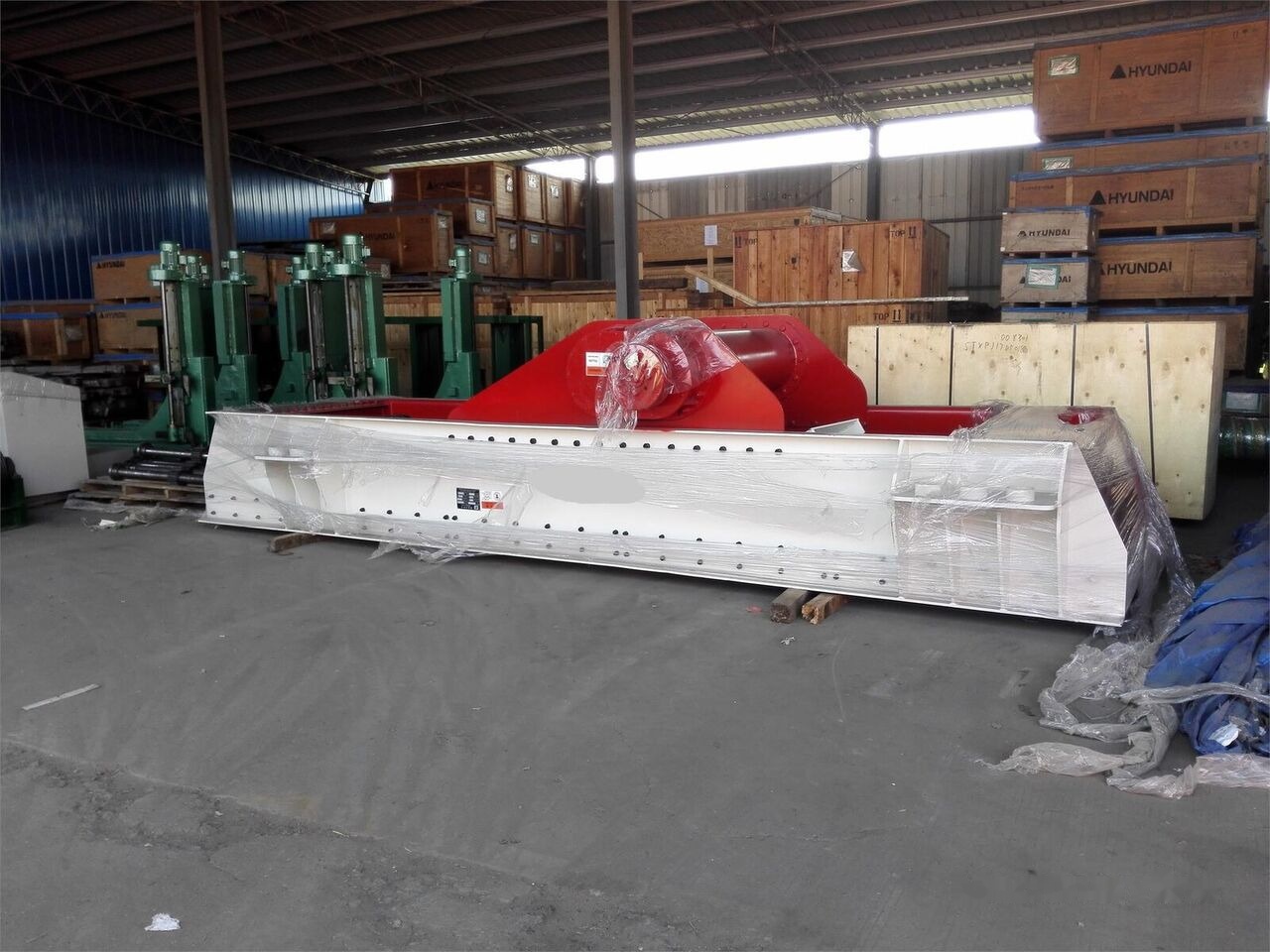 Kinglink ZSW600X130 OEM manufacturing Gator type Vibrating Grizzly Feeder - Screener: picture 2 Kinglink ZSW600X130 OEM manufacturing Gator type Vibrating Grizzly Feeder - Screener: picture 2