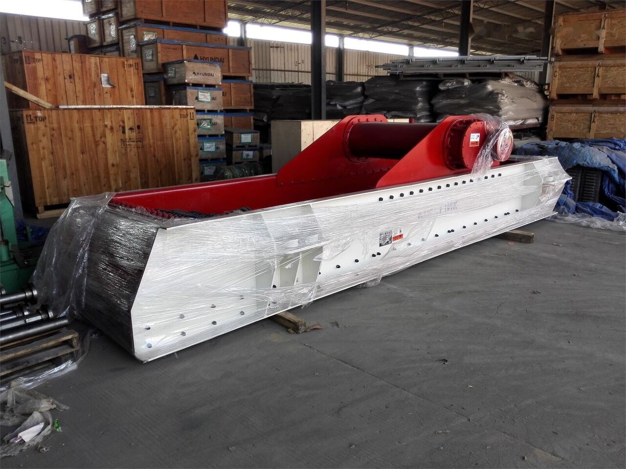 Kinglink ZSW600X130 OEM manufacturing Gator type Vibrating Grizzly Feeder - Screener: picture 1 Kinglink ZSW600X130 OEM manufacturing Gator type Vibrating Grizzly Feeder - Screener: picture 1