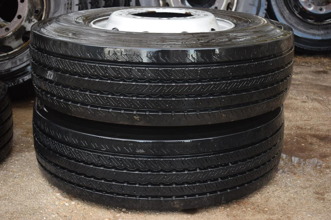 CONTINENTAL 315 / 80 R 22,5 FRONT - DOT 44/16 - Tire for Truck: picture 1 CONTINENTAL 315 / 80 R 22,5 FRONT - DOT 44/16 - Tire for Truck: picture 1