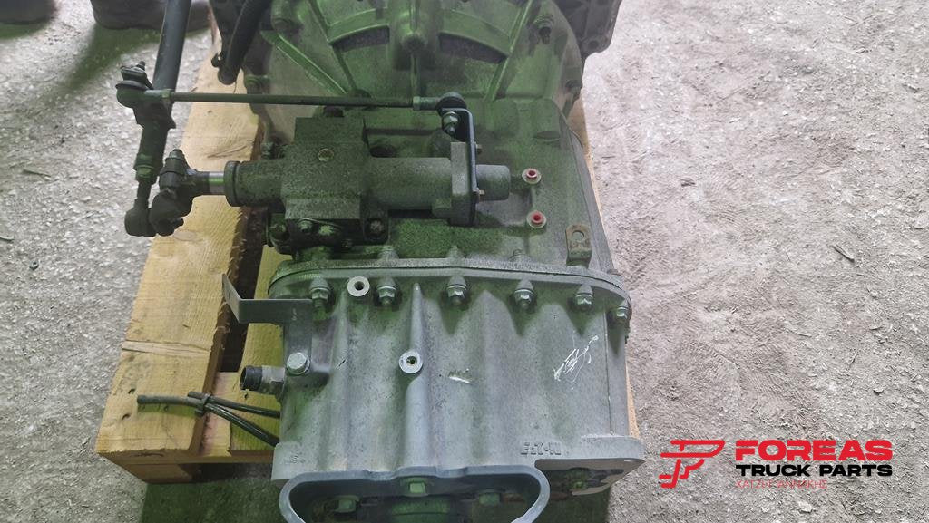 EATON / VICKERS Y 04363 - Gearbox for Truck: picture 4 EATON / VICKERS Y 04363 - Gearbox for Truck: picture 4