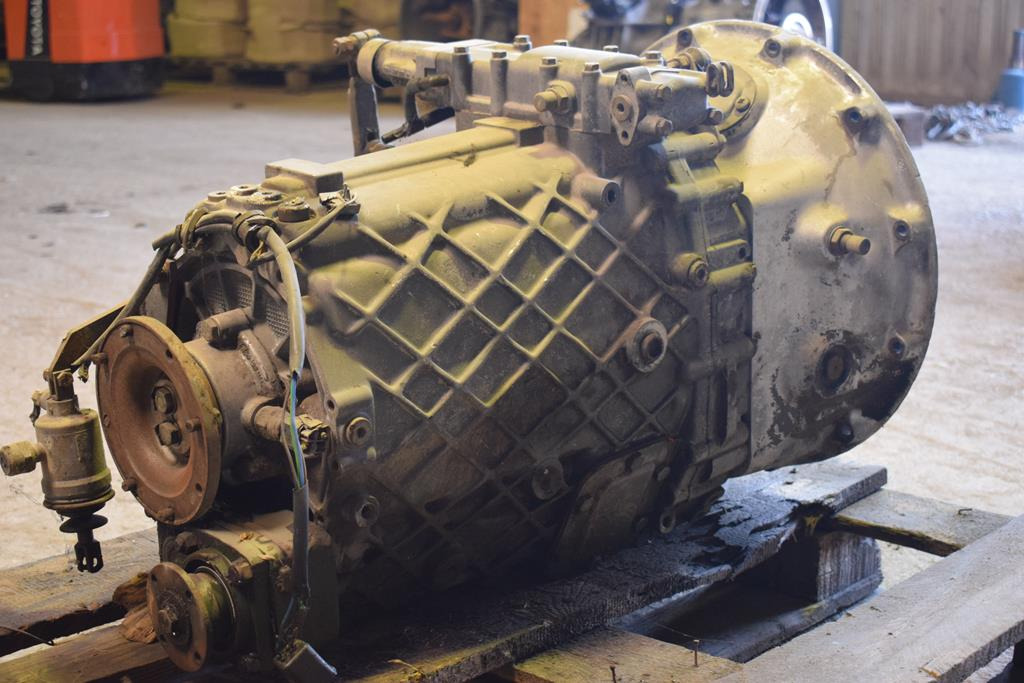 VOLVO - Gearbox for Truck: picture 4 VOLVO - Gearbox for Truck: picture 4