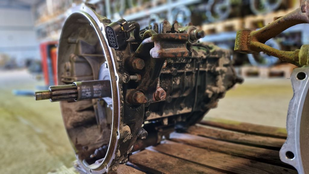 ZF ECOLITE 6S 1OOO TO FOR MAN - 81.32004-6335 - Gearbox for Truck: picture 4 ZF ECOLITE 6S 1OOO TO FOR MAN - 81.32004-6335 - Gearbox for Truck: picture 4