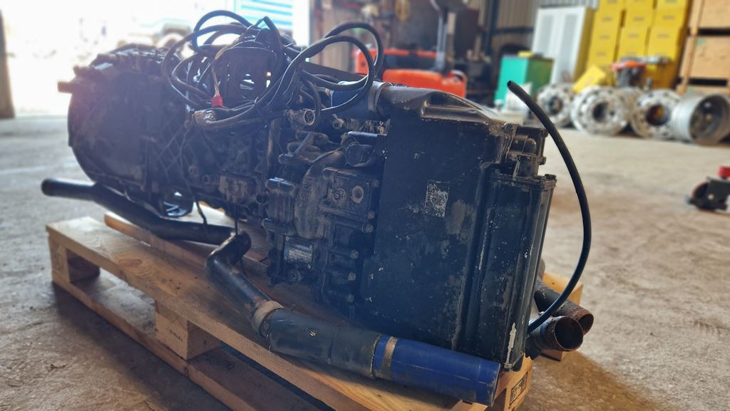 ZF ECOSPLIT 16S 221 WITH INTARDER FOR MAN - Gearbox for Truck: picture 3 ZF ECOSPLIT 16S 221 WITH INTARDER FOR MAN - Gearbox for Truck: picture 3