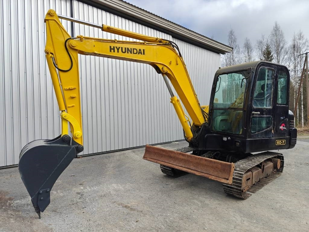 Hyundai R 60-7 - Mini excavator: picture 1 Hyundai R 60-7 - Mini excavator: picture 1