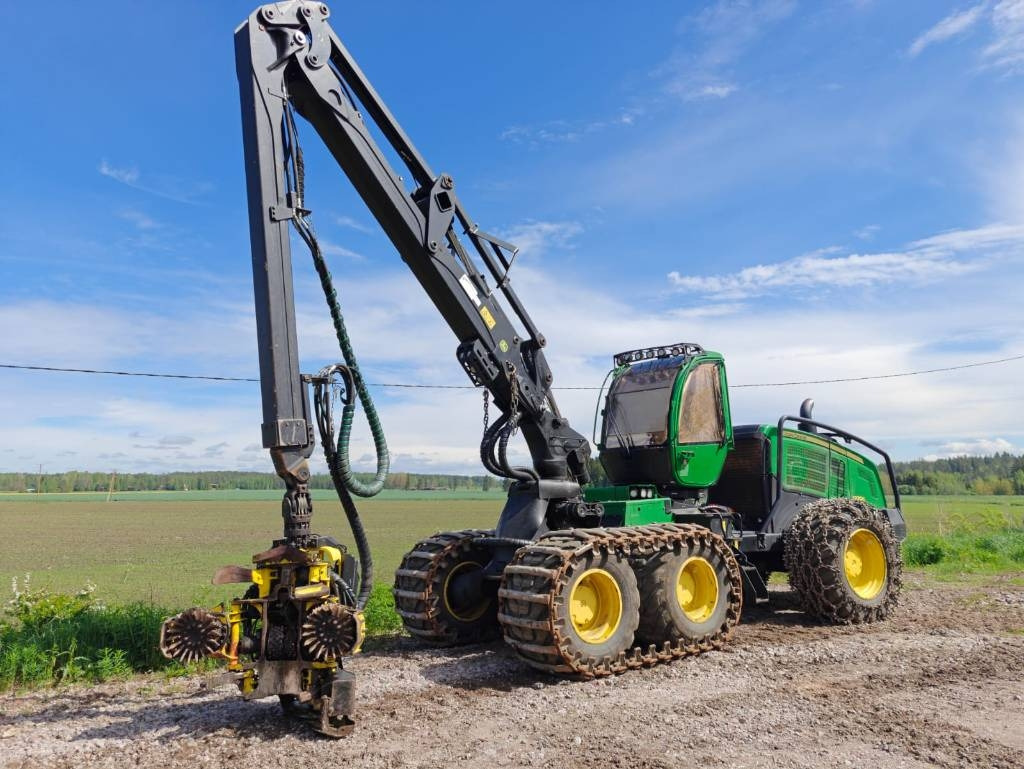 John Deere 1270 G  - Forestry harvester: picture 1 John Deere 1270 G  - Forestry harvester: picture 1
