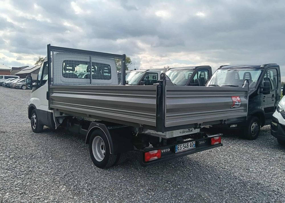 Iveco DAILY 35C14, 35C13, 35C12, 35C15 - Tipper van: picture 5 Iveco DAILY 35C14, 35C13, 35C12, 35C15 - Tipper van: picture 5