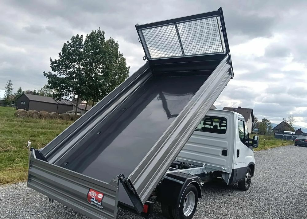 Iveco DAILY 35C14, 35C13, 35C12, 35C15 - Tipper van: picture 5 Iveco DAILY 35C14, 35C13, 35C12, 35C15 - Tipper van: picture 5