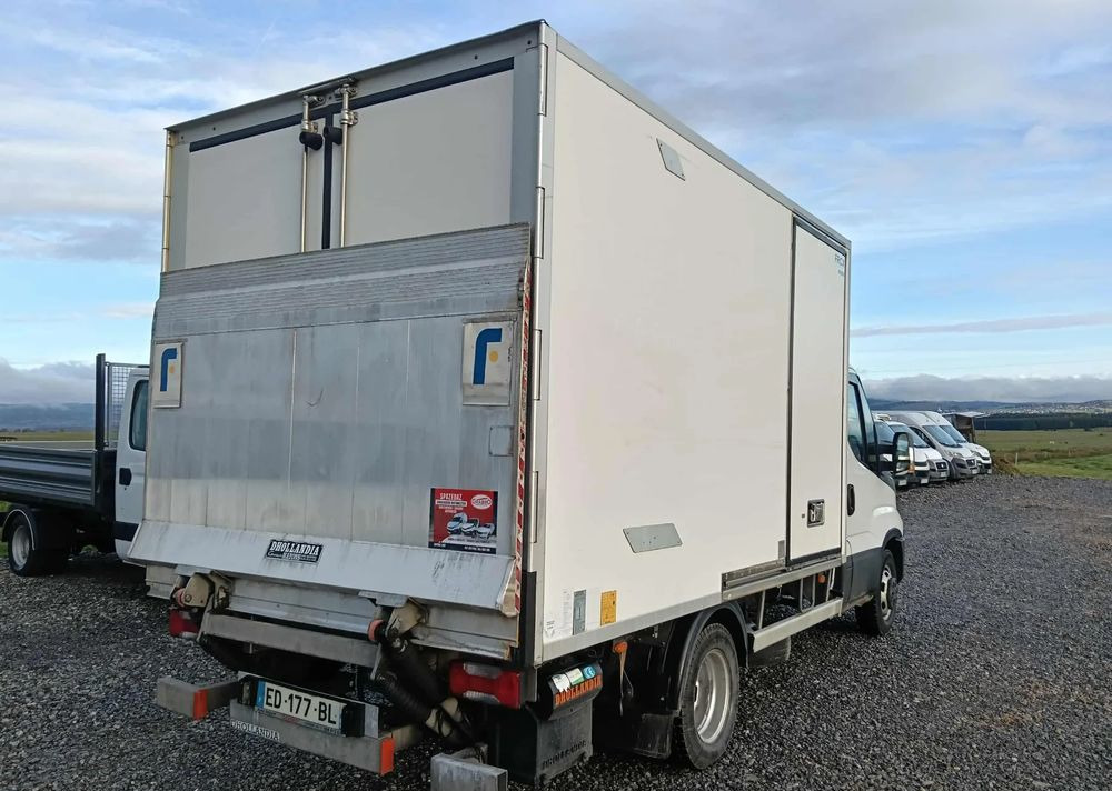 Iveco DAILY 35C15,35C14,35C13,35C12 - Refrigerated van: picture 4 Iveco DAILY 35C15,35C14,35C13,35C12 - Refrigerated van: picture 4