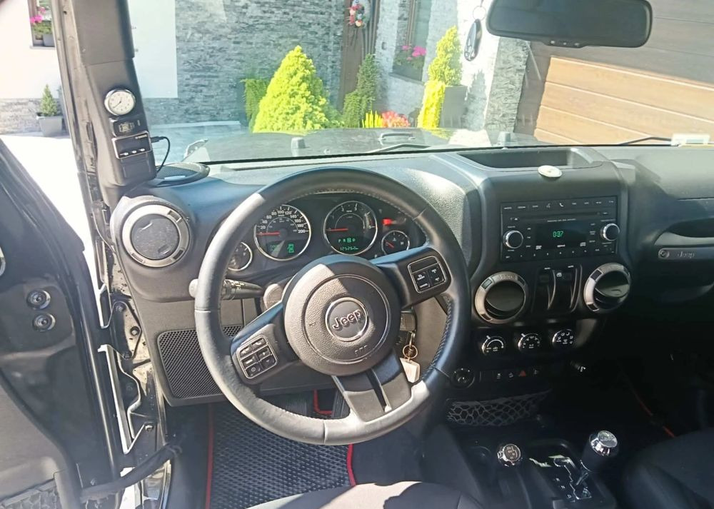 Jeep Wrangler 2.8 CRD Sport - SUV: picture 4 Jeep Wrangler 2.8 CRD Sport - SUV: picture 4