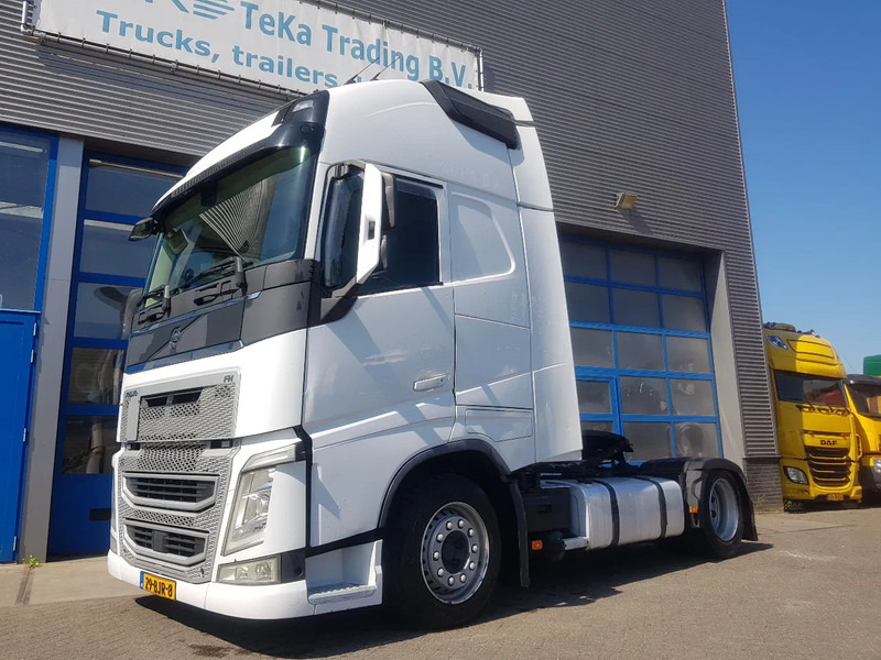 Volvo FH 420 Low deck XL Cabine hefschotel I-Parc Cool - Tractor unit: picture 1 Volvo FH 420 Low deck XL Cabine hefschotel I-Parc Cool - Tractor unit: picture 1