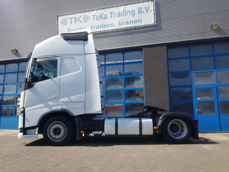 Volvo FH 420 Low deck XL Cabine hefschotel I-Parc Cool - Tractor unit: picture 3 Volvo FH 420 Low deck XL Cabine hefschotel I-Parc Cool - Tractor unit: picture 3