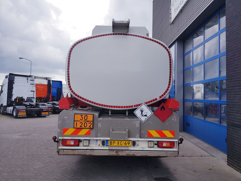 Volvo FM 9.340 Fuel 21.400 Liter 3 Comp Euro 3 - Tank truck: picture 5 Volvo FM 9.340 Fuel 21.400 Liter 3 Comp Euro 3 - Tank truck: picture 5