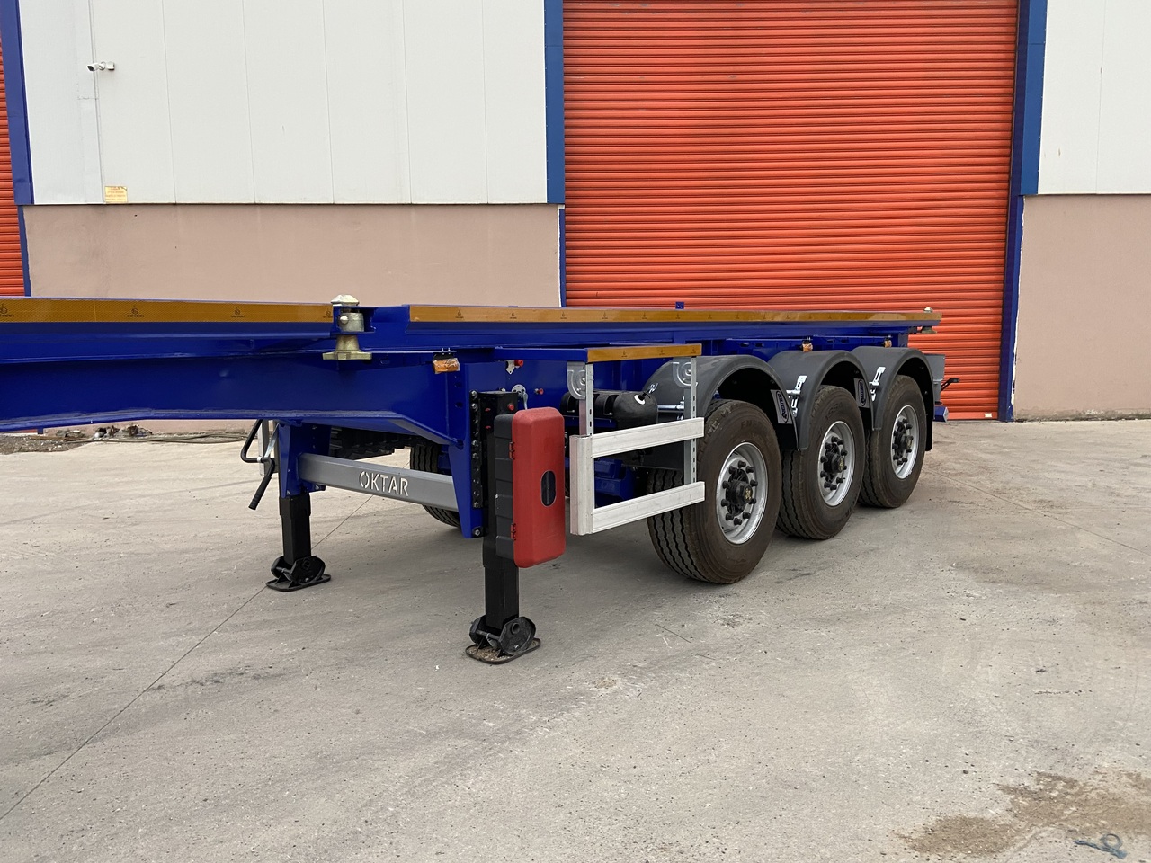 OKTAR CONTAINER TIPPER TRAILER ADR 2025 - Container transporter/ Swap body semi-trailer: picture 5 OKTAR CONTAINER TIPPER TRAILER ADR 2025 - Container transporter/ Swap body semi-trailer: picture 5