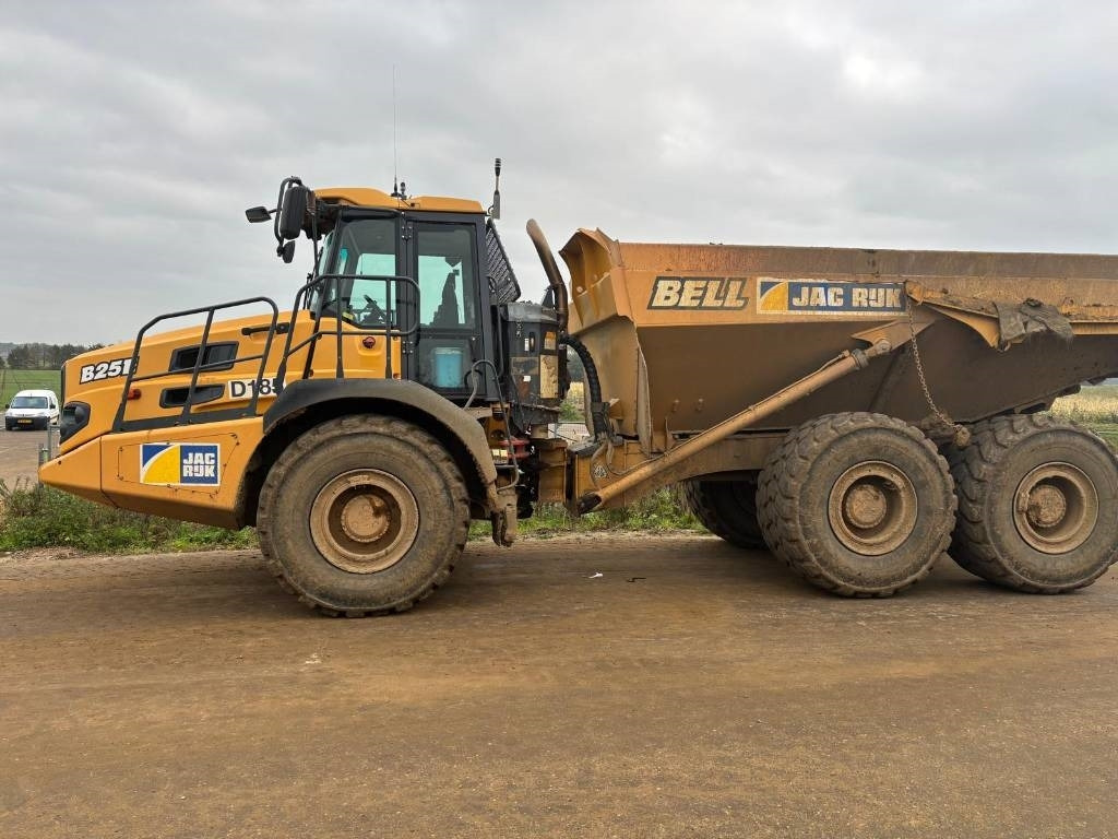 Bell B 25 E - Articulated dumper: picture 2 Bell B 25 E - Articulated dumper: picture 2
