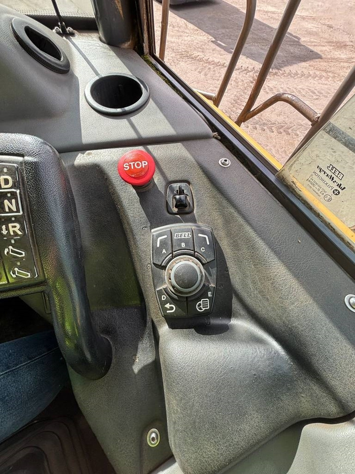 Articulated dumper Bell B 30 E: picture 12