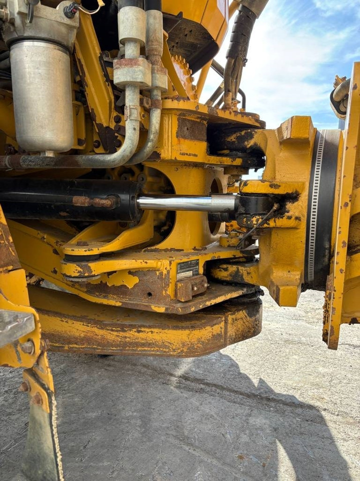 Articulated dumper CAT 745 C: picture 24