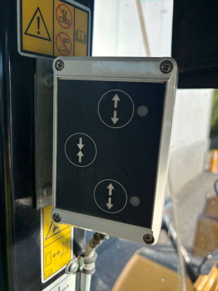 Wheel loader CAT 972 K: picture 17