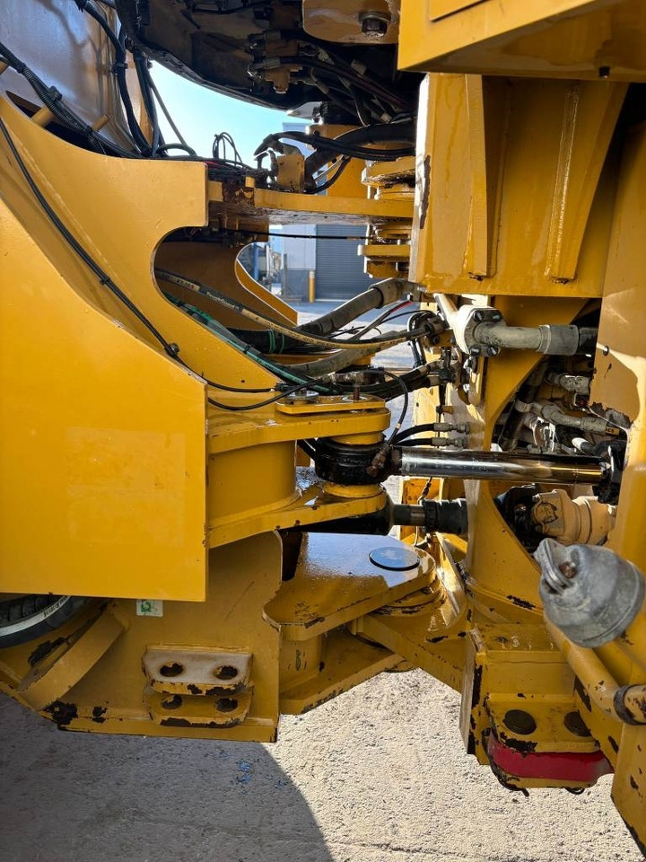 Wheel loader CAT 972 K: picture 20