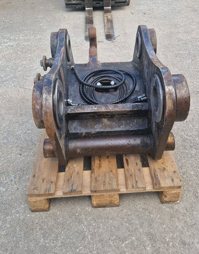 CAT CW 55 S - Quick coupler for Construction machinery: picture 2 CAT CW 55 S - Quick coupler for Construction machinery: picture 2