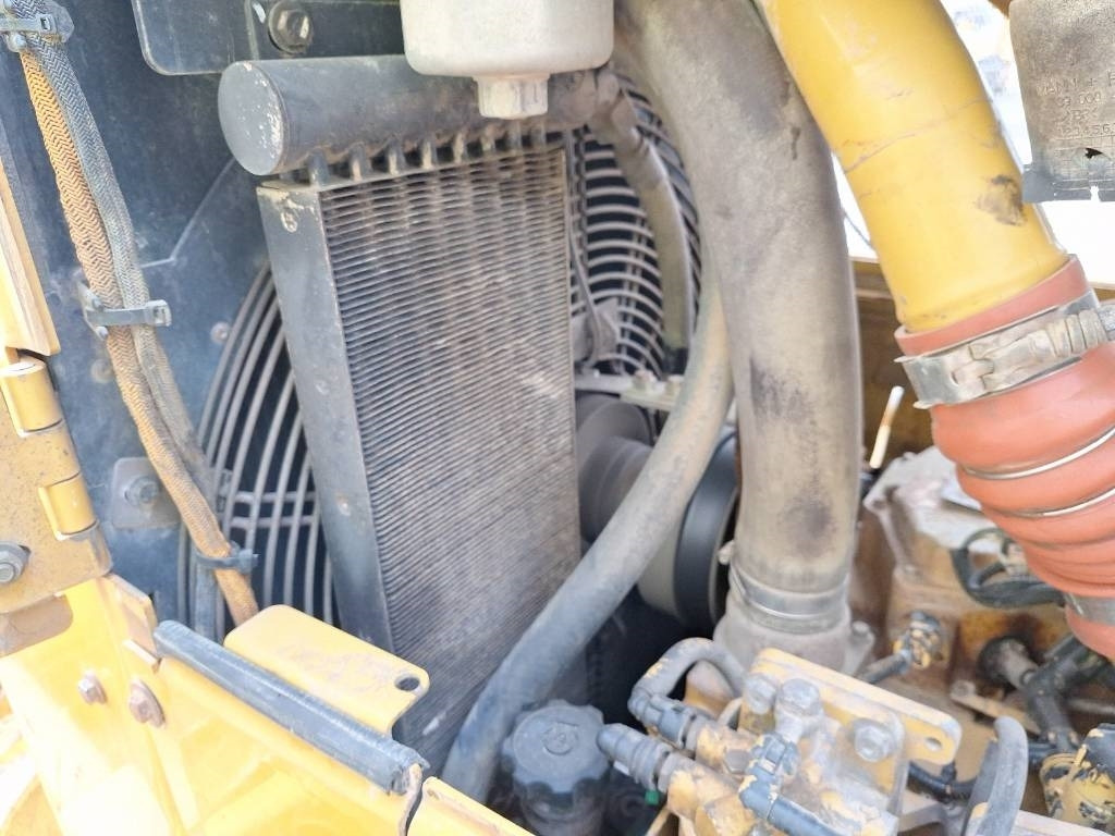 Bulldozer CAT D 6 N LGP: picture 16 Bulldozer CAT D 6 N LGP: picture 16