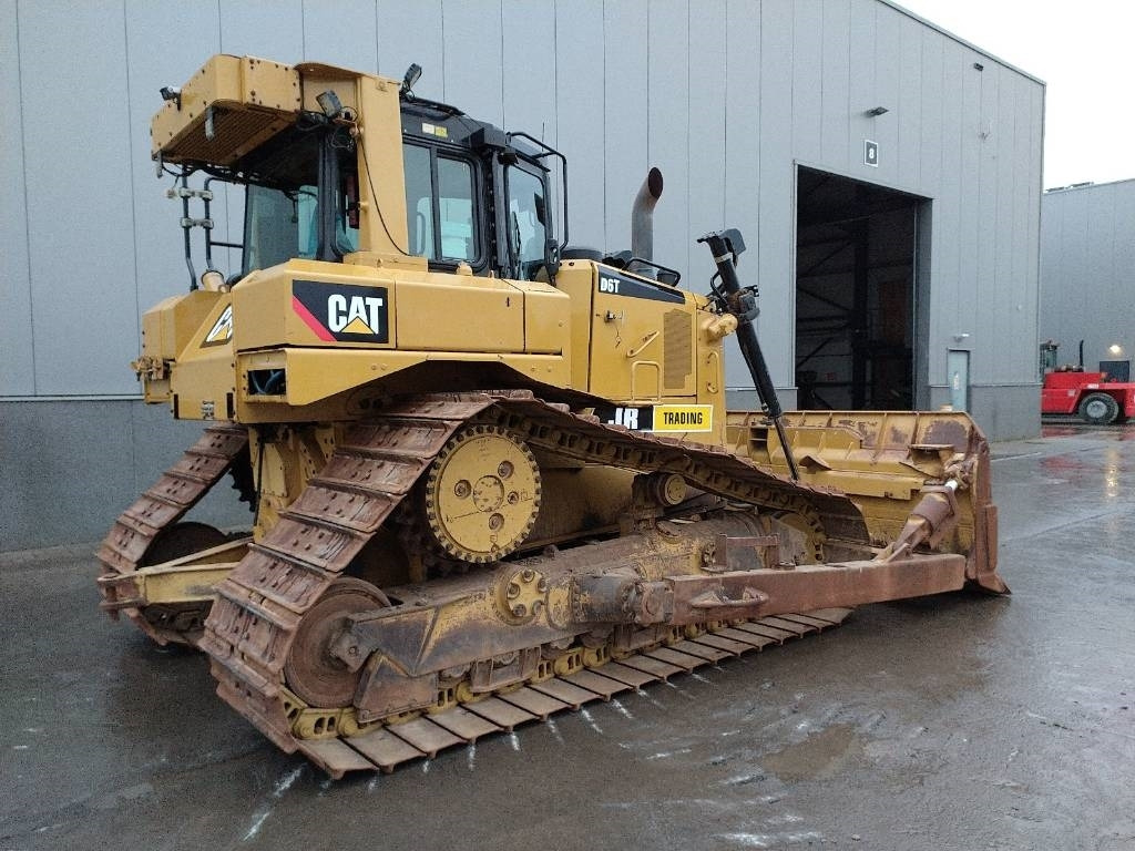 CAT D 6 T LGP (CE / New UC) - Bulldozer: picture 4 CAT D 6 T LGP (CE / New UC) - Bulldozer: picture 4