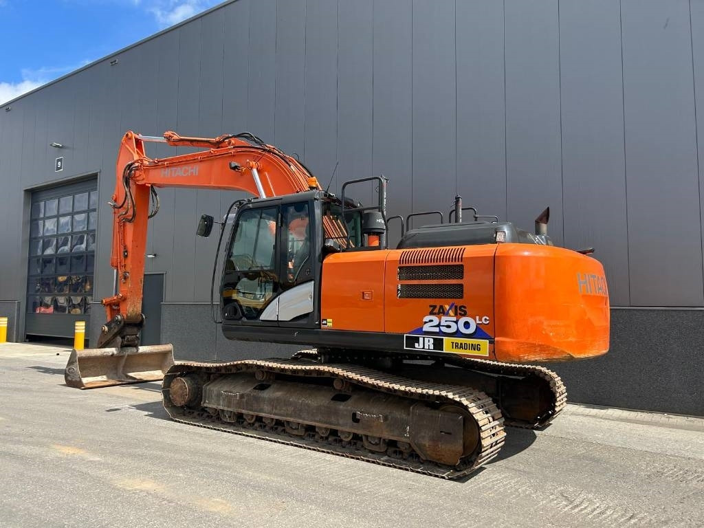 Hitachi ZX 250 LC-6 (GPS Prepared)  - Crawler excavator: picture 3 Hitachi ZX 250 LC-6 (GPS Prepared)  - Crawler excavator: picture 3