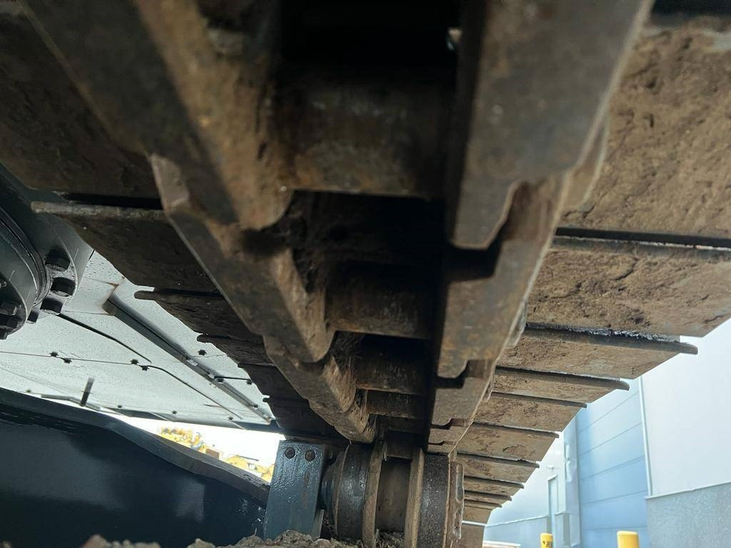 Crawler excavator Hyundai R 210: picture 27 Crawler excavator Hyundai R 210: picture 27