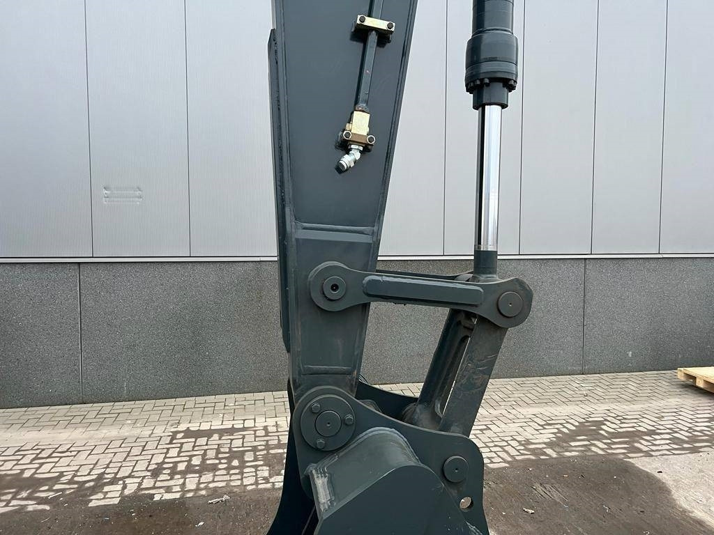 Crawler excavator Hyundai R 210: picture 15 Crawler excavator Hyundai R 210: picture 15