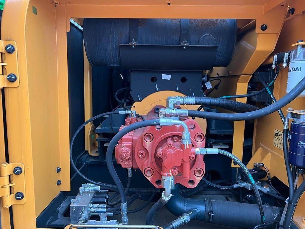 Crawler excavator Hyundai R 210: picture 24 Crawler excavator Hyundai R 210: picture 24