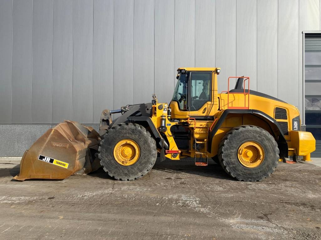 Volvo L 260 H (CDC + BSS) - Wheel loader: picture 1 Volvo L 260 H (CDC + BSS) - Wheel loader: picture 1
