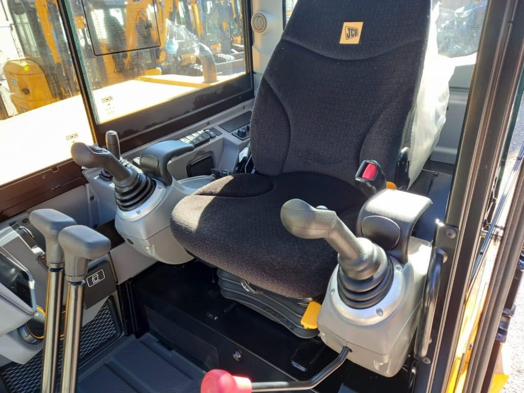 Leasing of  JCB 90Z-2 JCB 90Z-2: picture 12