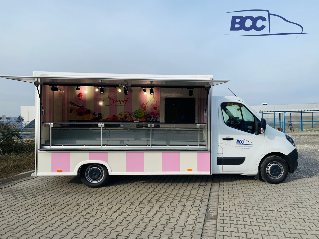 BCC POLSKA - FOOD TRUCK - MOBILNA LODZIARNIA, PEUGEOT BOXER - Vending truck: picture 1 BCC POLSKA - FOOD TRUCK - MOBILNA LODZIARNIA, PEUGEOT BOXER - Vending truck: picture 1