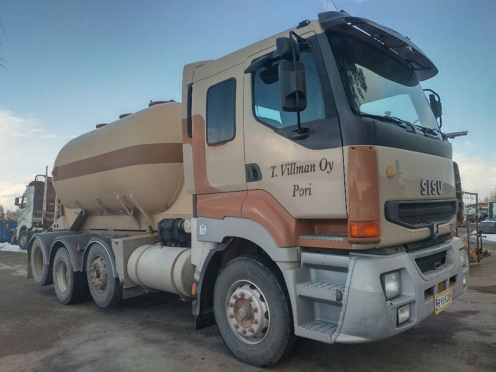 Sisu E14 8x2 kippipainepytty+kompura  - Tank truck: picture 3 Sisu E14 8x2 kippipainepytty+kompura  - Tank truck: picture 3
