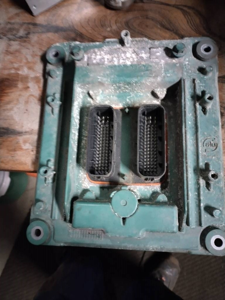 Volvo FH13 moottori vecu - Electrical system for Truck: picture 1 Volvo FH13 moottori vecu - Electrical system for Truck: picture 1