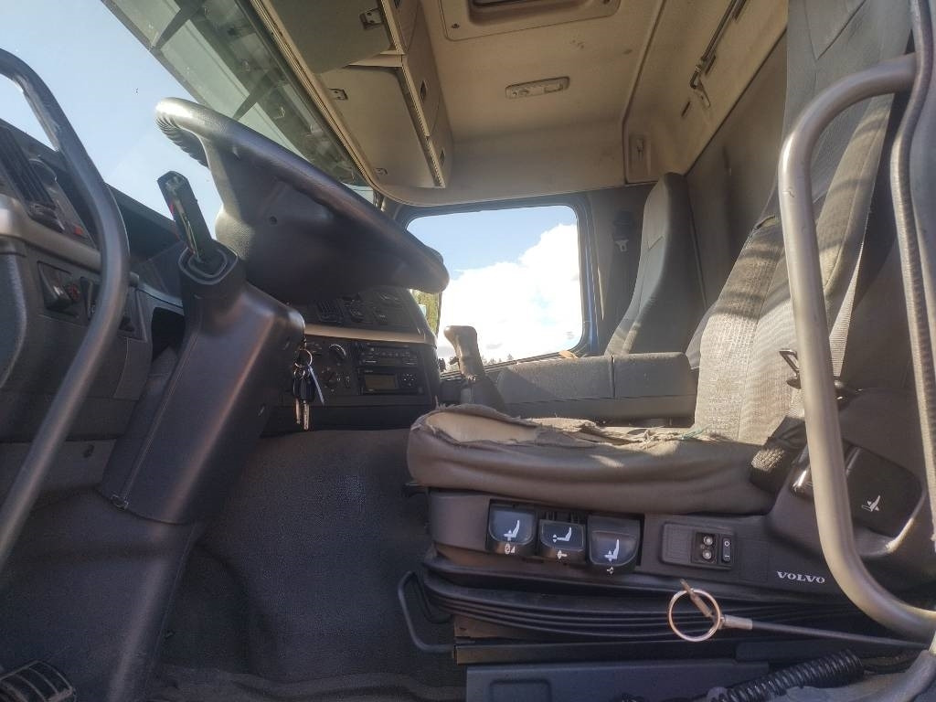 Leasing of Volvo FM9 4x2 8,40m pitkä kylkiaukeava kori Volvo FM9 4x2 8,40m pitkä kylkiaukeava kori: picture 10 Leasing of Volvo FM9 4x2 8,40m pitkä kylkiaukeava kori Volvo FM9 4x2 8,40m pitkä kylkiaukeava kori: picture 10