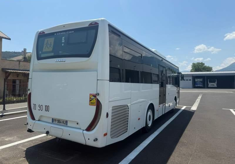 Leasing of  Iveco CROSSWAY/ DŁUGOŚĆ 10.70 M / MANUAL / EURO 6 Iveco CROSSWAY/ DŁUGOŚĆ 10.70 M / MANUAL / EURO 6: picture 11