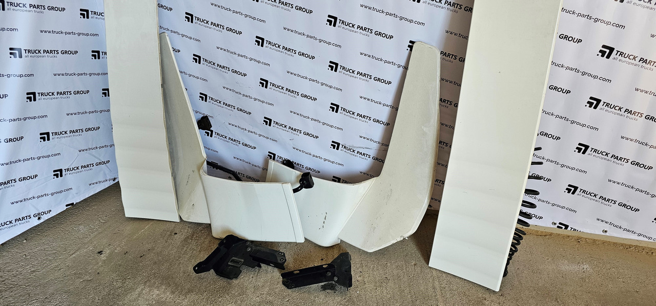 MAN MAN TGX, TGS, TGA EURO 6 spoilers, roof spoiler, air deflector kit 81629105317, 81629100269, 81629105319, 81629105320, 81629100301, 81629100268, 81629100145, 81629100205, 81629100144, 81629100204, 816 - Aerodynamics/ Spoiler for Truck: picture 1 MAN MAN TGX, TGS, TGA EURO 6 spoilers, roof spoiler, air deflector kit 81629105317, 81629100269, 81629105319, 81629105320, 81629100301, 81629100268, 81629100145, 81629100205, 81629100144, 81629100204, 816 - Aerodynamics/ Spoiler for Truck: picture 1