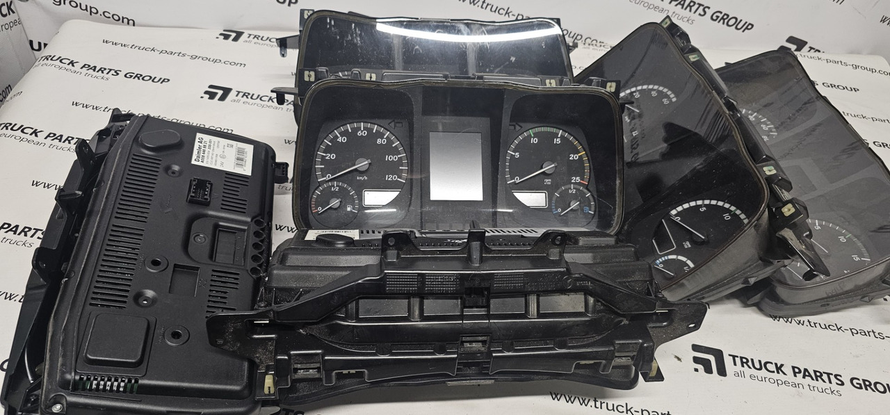 MERCEDES-BENZ Actros MP4 instrument panel, dashboard, EURO6, 0084465521 - Dashboard for Truck: picture 2 MERCEDES-BENZ Actros MP4 instrument panel, dashboard, EURO6, 0084465521 - Dashboard for Truck: picture 2