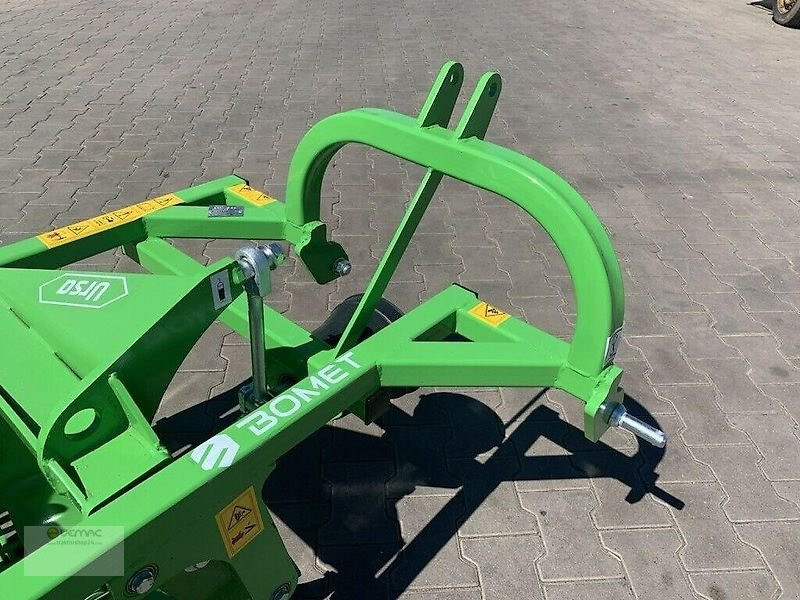 BOMET Kartoffelroder Bomet Z655/1 Kartoffel Roder Heckauswurf NEU - Potato equipment: picture 5 BOMET Kartoffelroder Bomet Z655/1 Kartoffel Roder Heckauswurf NEU - Potato equipment: picture 5