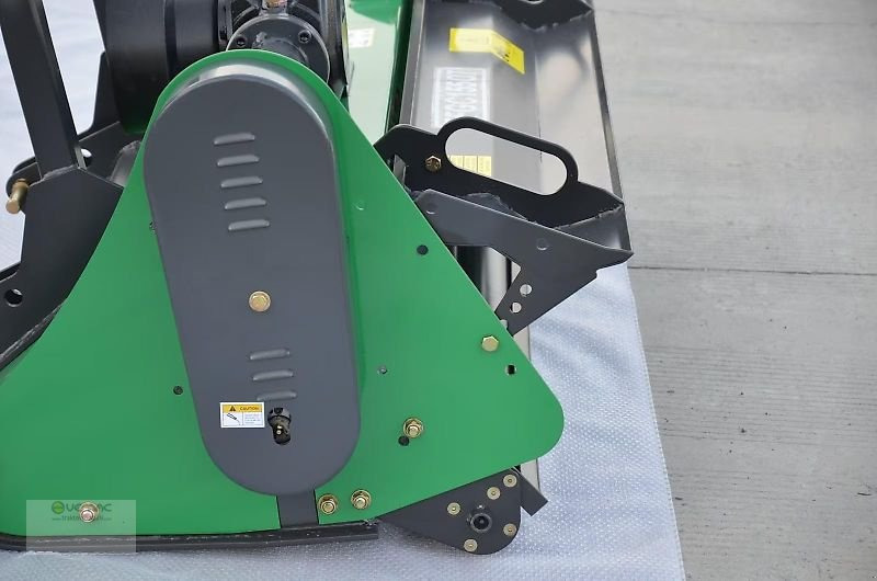 Geo Mulcher Schlegelmulcher Hammerschlegel Geo EFGC195 OT 195cm NEU - Flail mower/ Mulcher: picture 3 Geo Mulcher Schlegelmulcher Hammerschlegel Geo EFGC195 OT 195cm NEU - Flail mower/ Mulcher: picture 3