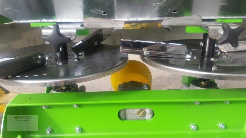 Vemac Düngerstreuer Salzstreuer Streuer Winterdienst Sandstreuer - Fertilizer spreader: picture 2 Vemac Düngerstreuer Salzstreuer Streuer Winterdienst Sandstreuer - Fertilizer spreader: picture 2