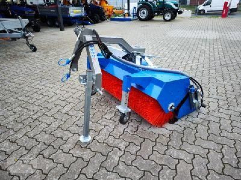 Vemac Kehrmaschine FM120 120cm Kehrbesen Bürste Traktor Zapfwelle NEU - Broom: picture 3 Vemac Kehrmaschine FM120 120cm Kehrbesen Bürste Traktor Zapfwelle NEU - Broom: picture 3