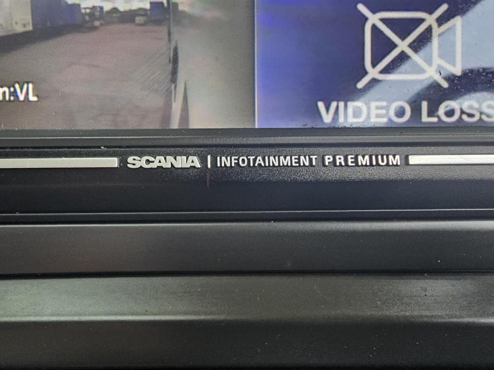 Scania P280 26ton - Curtainsider truck: picture 4 Scania P280 26ton - Curtainsider truck: picture 4