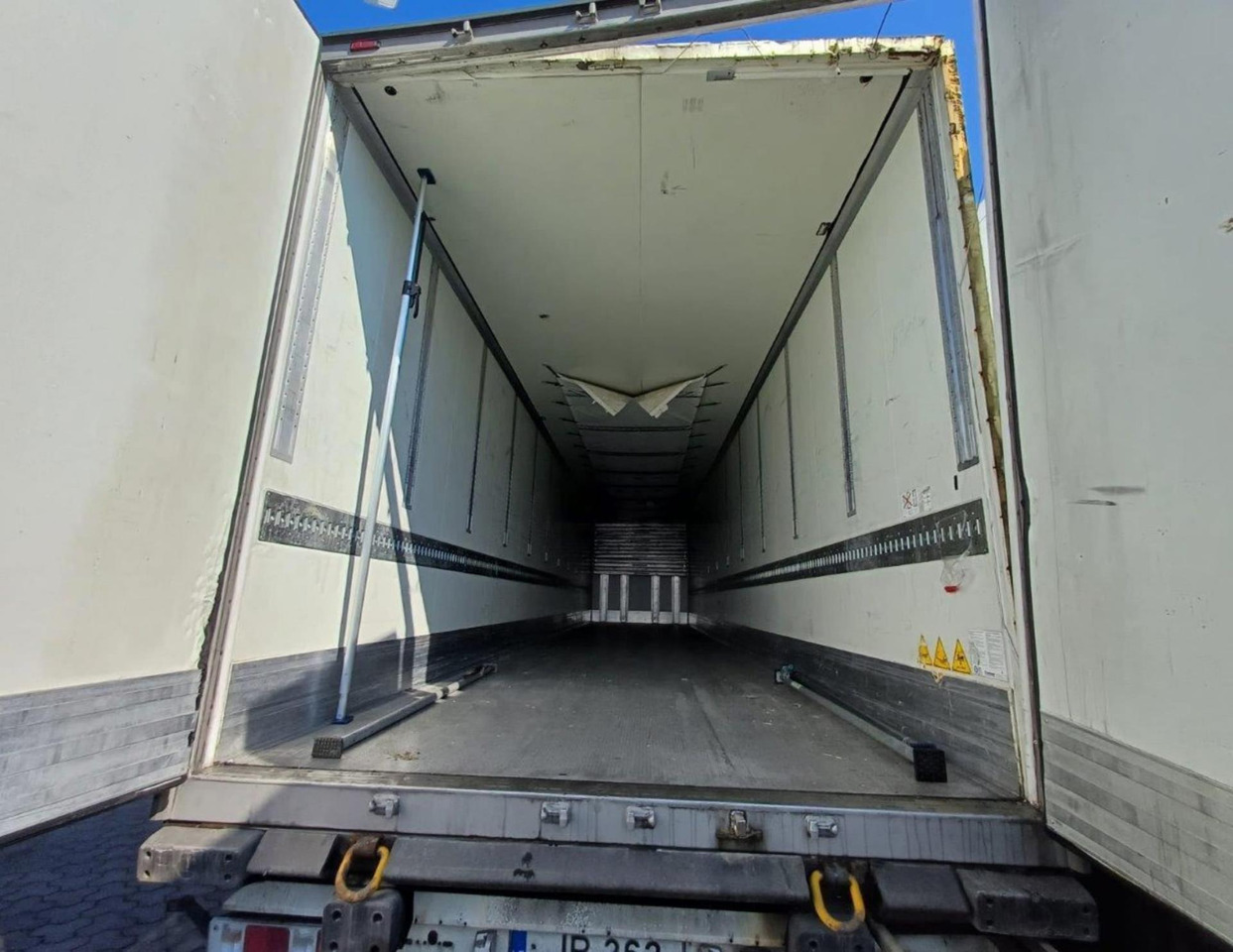 2018 Krone SDR Double Deck Cool Liner FP60 ThermoKing SLXi 300 Lifting Axle - Refrigerator semi-trailer: picture 4 2018 Krone SDR Double Deck Cool Liner FP60 ThermoKing SLXi 300 Lifting Axle - Refrigerator semi-trailer: picture 4