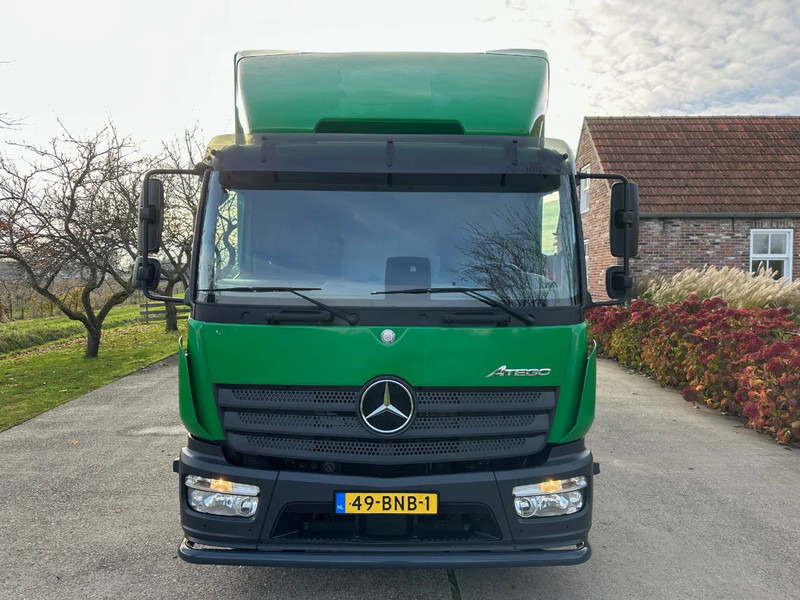 Mercedes-Benz Atego 1018 / NL TRUCK / AIRCO / BOX+LIFT+SIDE DOOR / AUTOMATIC - Box truck: picture 2 Mercedes-Benz Atego 1018 / NL TRUCK / AIRCO / BOX+LIFT+SIDE DOOR / AUTOMATIC - Box truck: picture 2