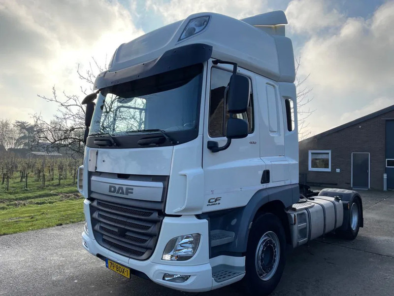 DAF CF 400 / NL TRUCK / SSC / AUT / EURO6 / HYDRAULIC - Tractor unit: picture 1 DAF CF 400 / NL TRUCK / SSC / AUT / EURO6 / HYDRAULIC - Tractor unit: picture 1